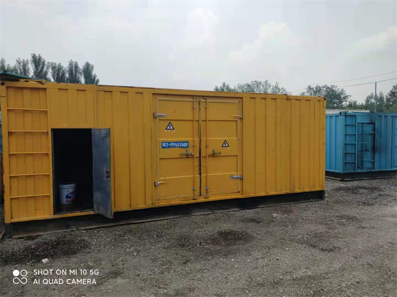九原200KW柴油发电机组需要配备什么型号的电缆线？