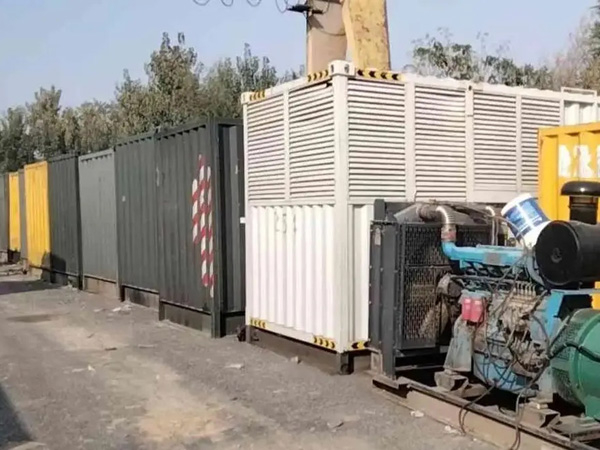 九原200KW柴油发电机机组每小时油耗是多少?